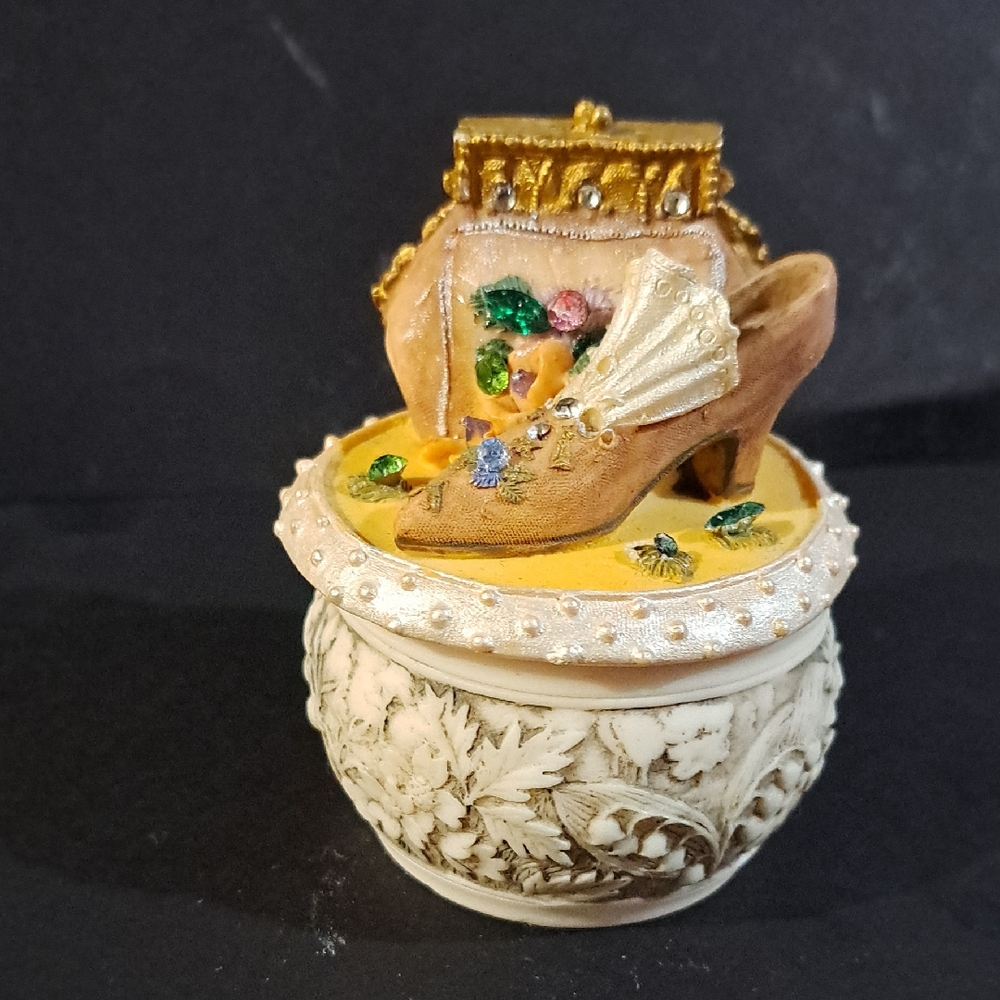 Upcycled Rhinestone Trinket Box Glows Under Uv